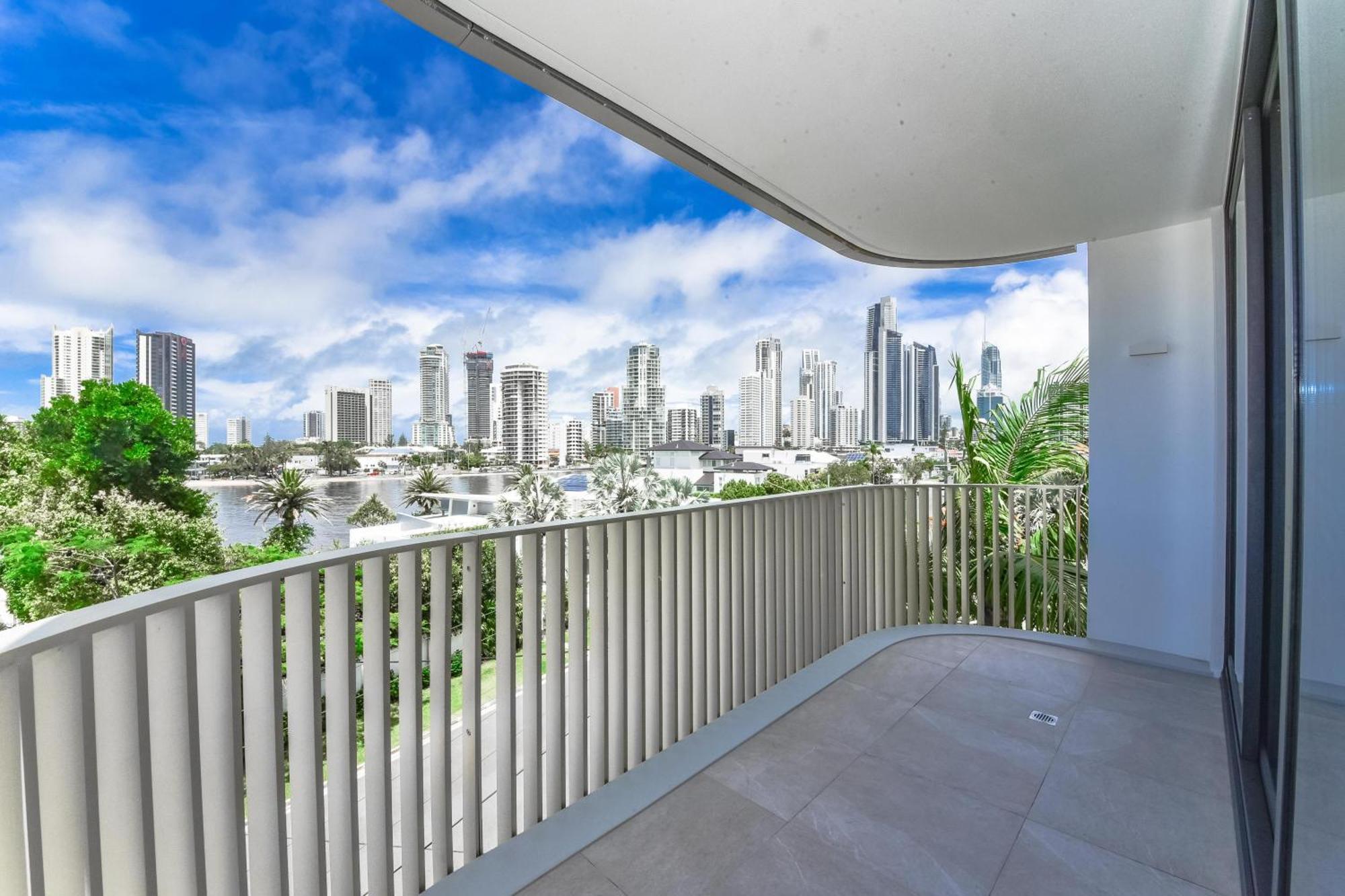Lotus 5* Gold Coast